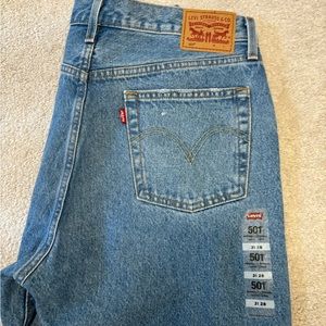 Levi’s 501 cropped distressed jeans - Size 31 BRAND NEW